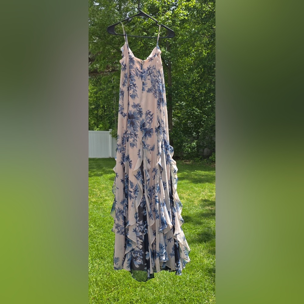 A BCBG Sun-Dress multi color.